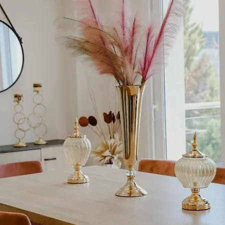 Endless Blue PalaiónTsiflíkion